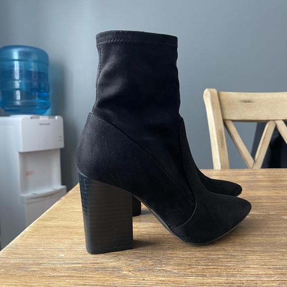 Black Heel Boots - Picture 2 of 3